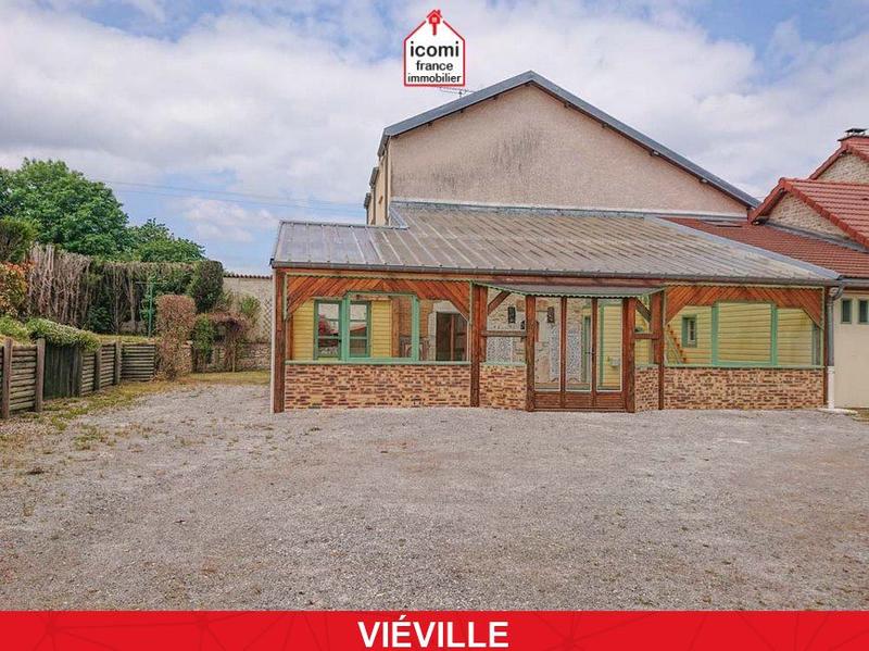 Maison - 200 m² - 8 pièces