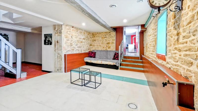 Maison en pierre - 413 m² - 8 pièces