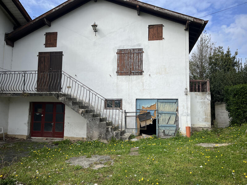 Appartement - 81 m² - 4 pièces