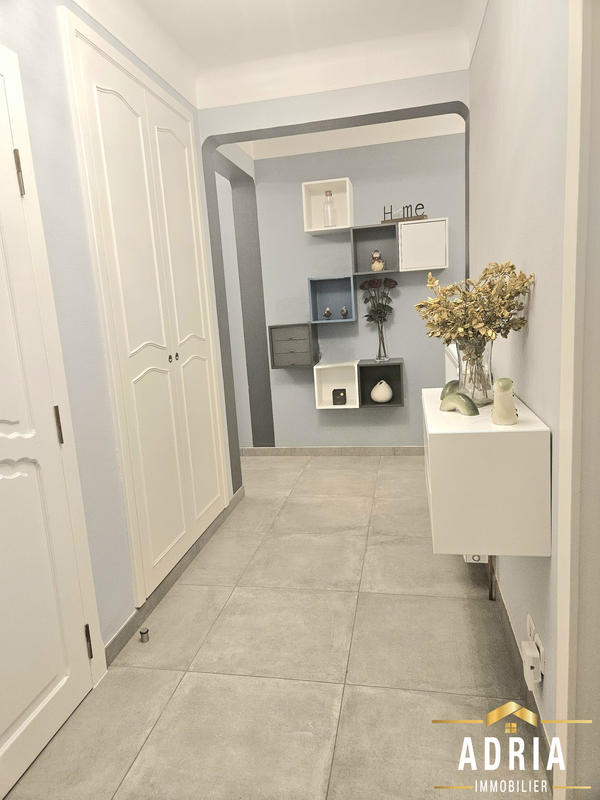 Maison - 102 m² - 6 pièces