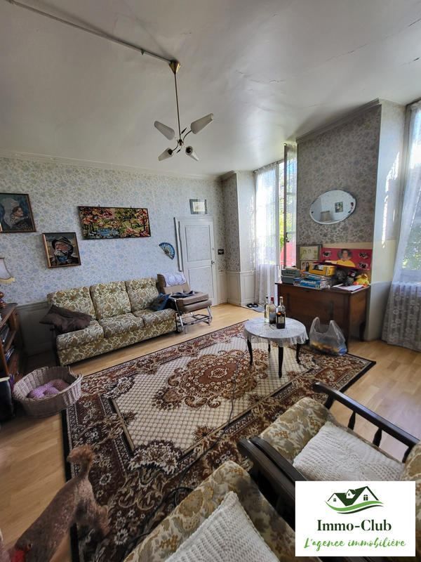 Maison ancienne - 190 m² - 9 pièces