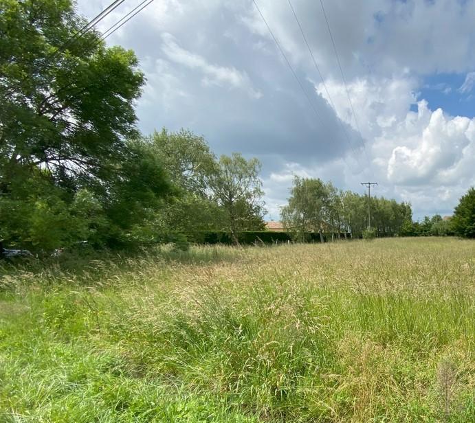 Terrain constructible - 1 528 m²