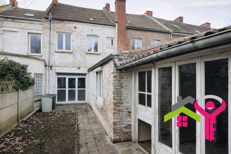 Maison - 120 m² - 7 pièces