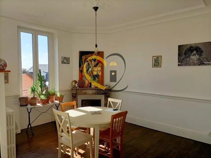 Maison de ville - 219 m²