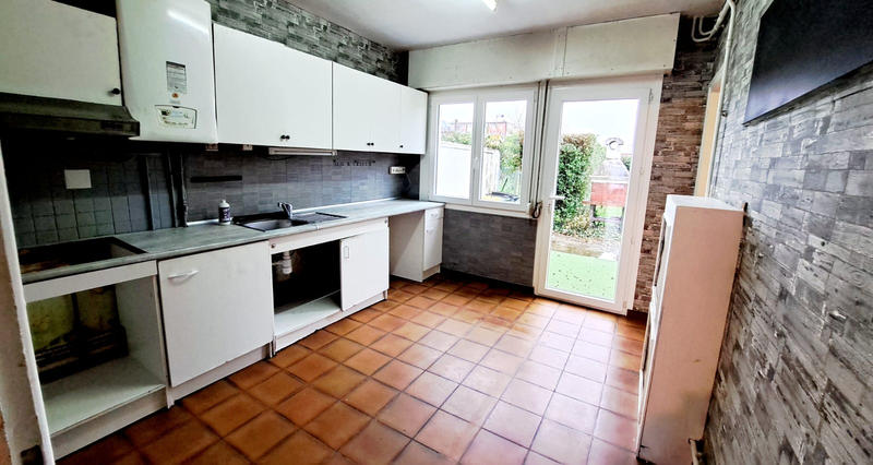 Maison - 82 m² - 5 pièces