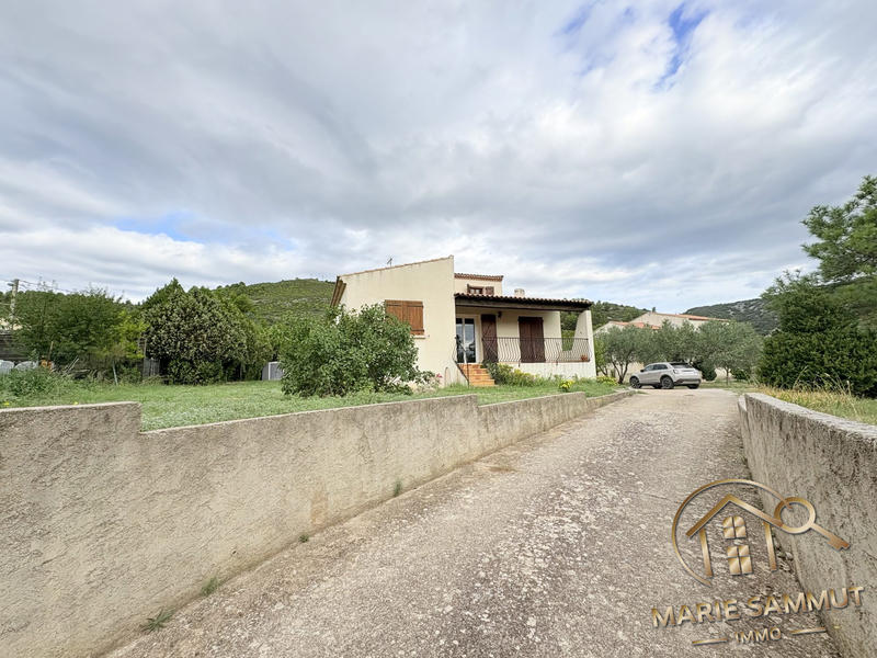 Maison traditionnelle - 220 m² - 7 pièces