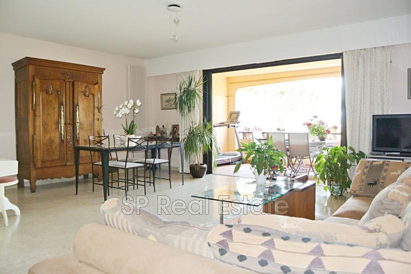 Appartement - 81 m² - 3 pièces