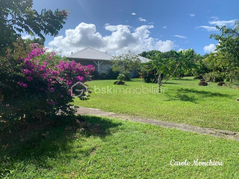 Propriété - 387 m² - 18 pièces