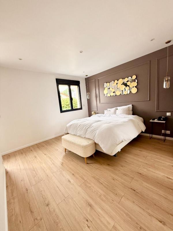 Maison - 159 m² - 5 pièces