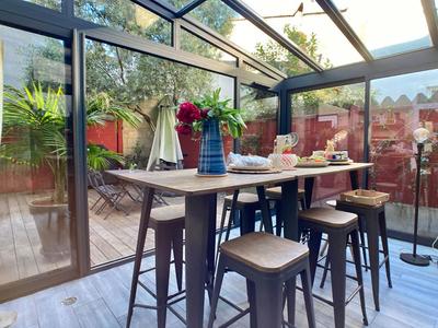 Maison - 205 m² - 7 pièces