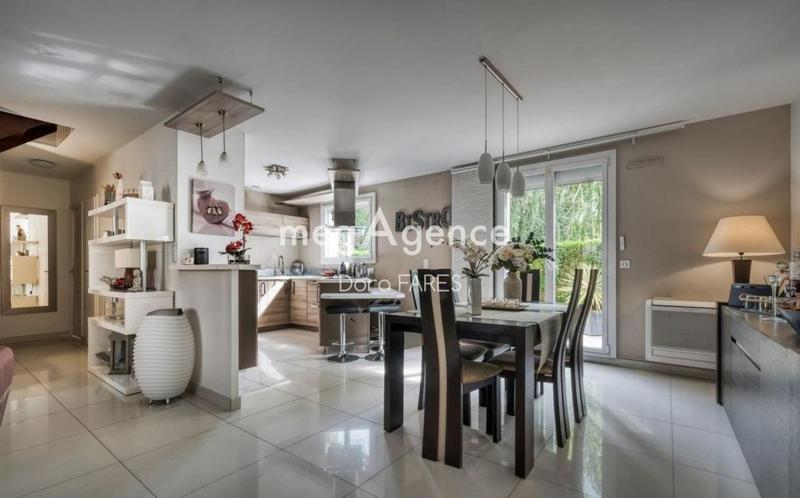 Maison - 130 m² - 6 pièces