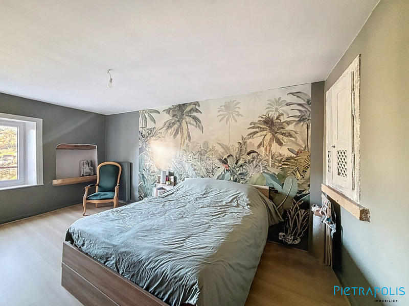 Maison ancienne - 192 m² - 8 pièces