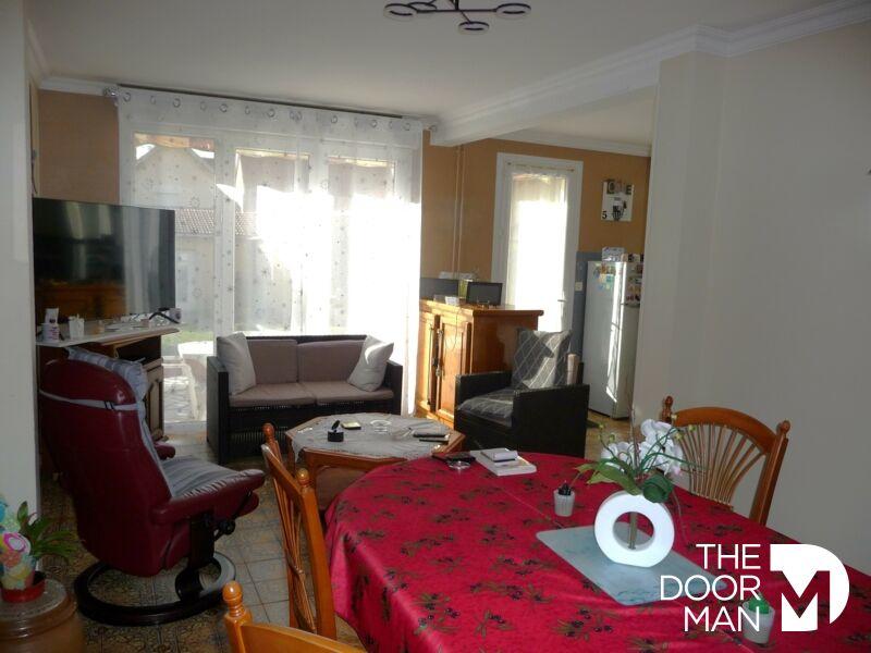 Maison traditionnelle - 87 m² - 3 pièces