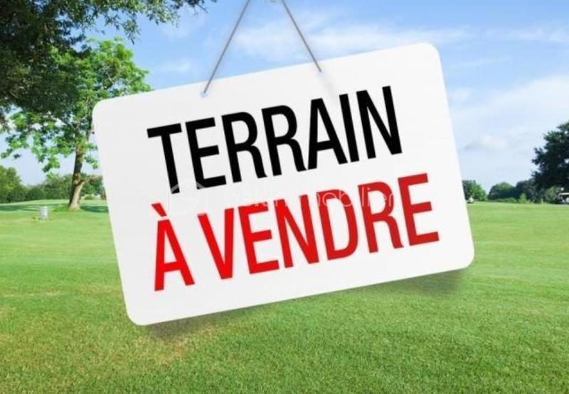 Terrain constructible - 751 m²