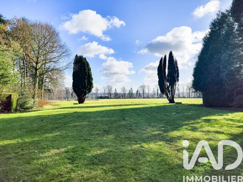 Maison - 256 m² - 9 pièces