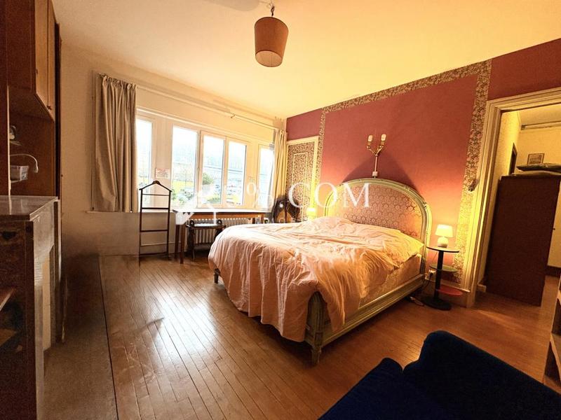 Maison - 192 m² - 10 pièces