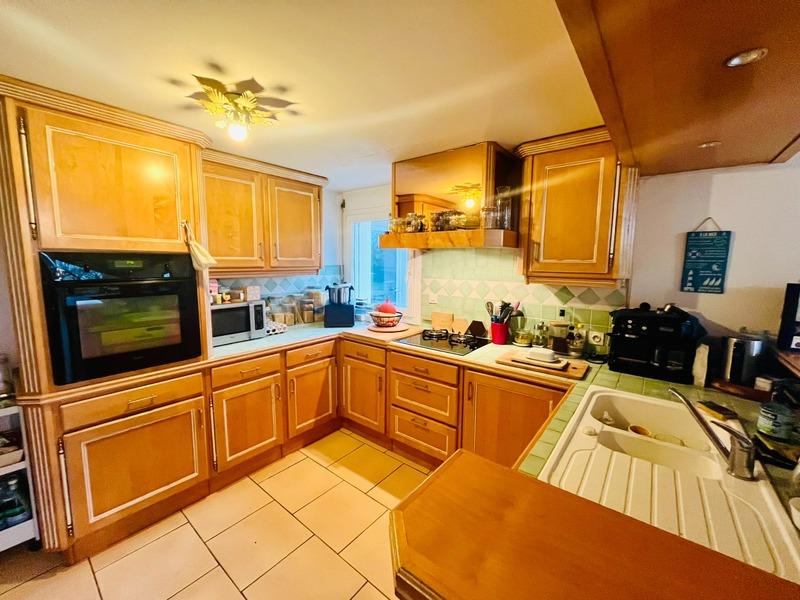 Maison - 188 m² - 6 pièces