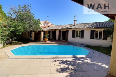 Villa - 115 m² - 6 pièces