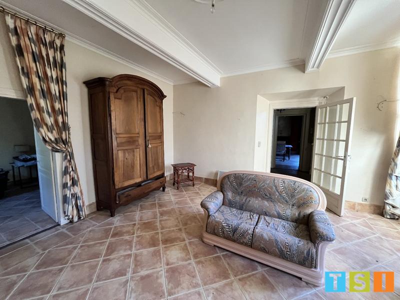 Maison - 184 m² - 6 pièces