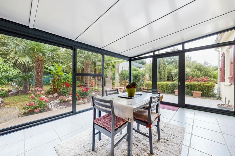 Maison - 93 m² - 5 pièces