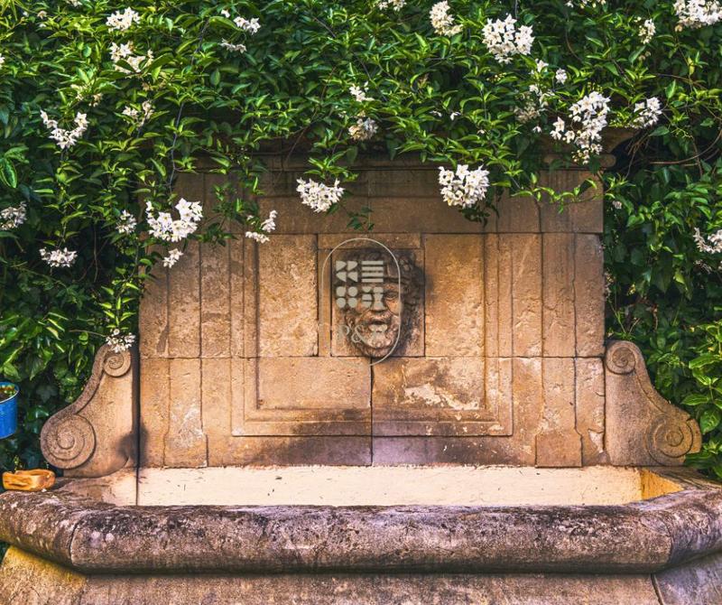 Maison - 408 m² - 7 pièces