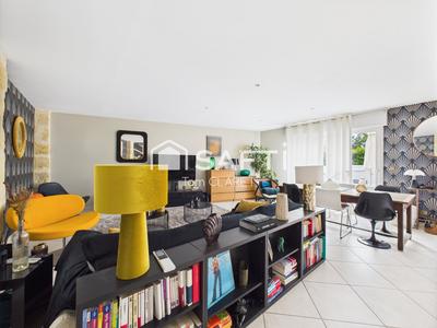 Maison - 111 m² - 4 pièces