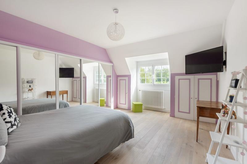 Maison - 500 m² - 9 pièces