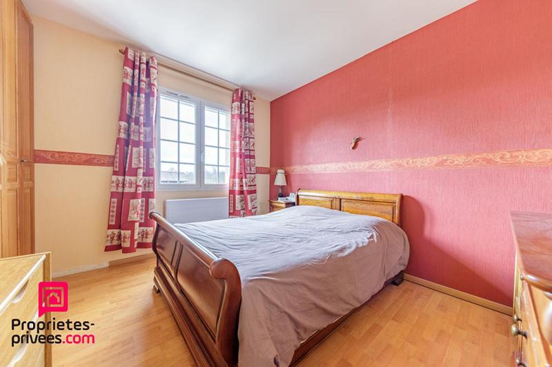Maison - 250 m² - 8 pièces