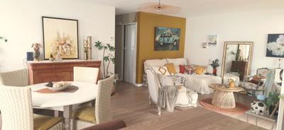 Appartement - 77 m² - 3 pièces