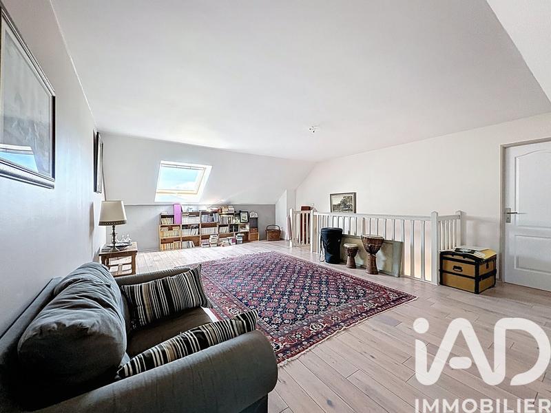 Maison - 170 m² - 8 pièces