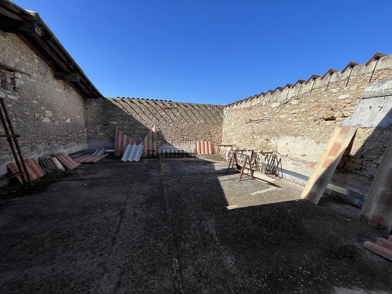 Bastide - 379 m² - 9 pièces