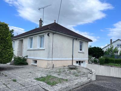 Maison - 131 m² - 7 pièces