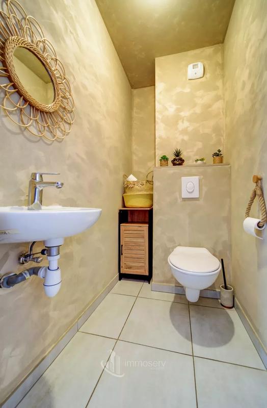 Appartement - 80 m² - 4 pièces