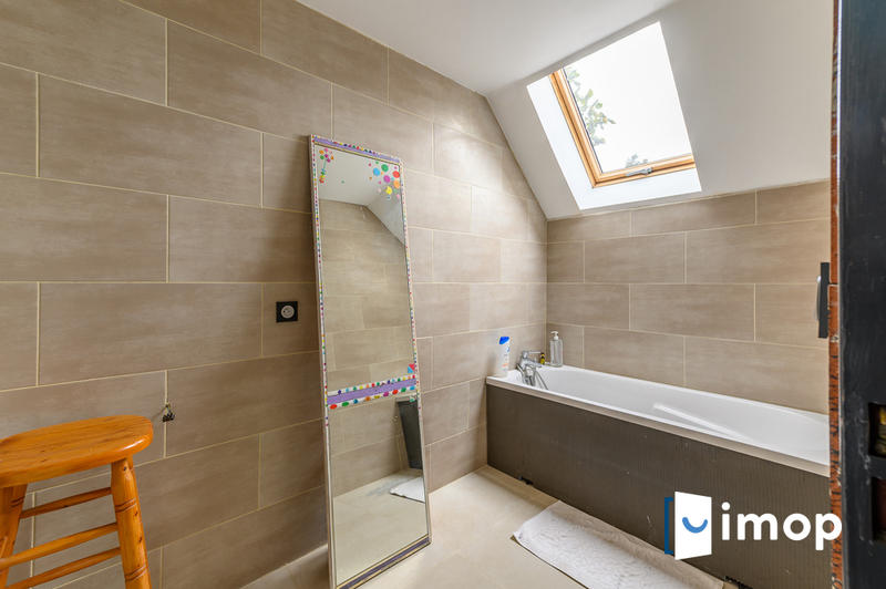 Maison - 131 m² - 6 pièces