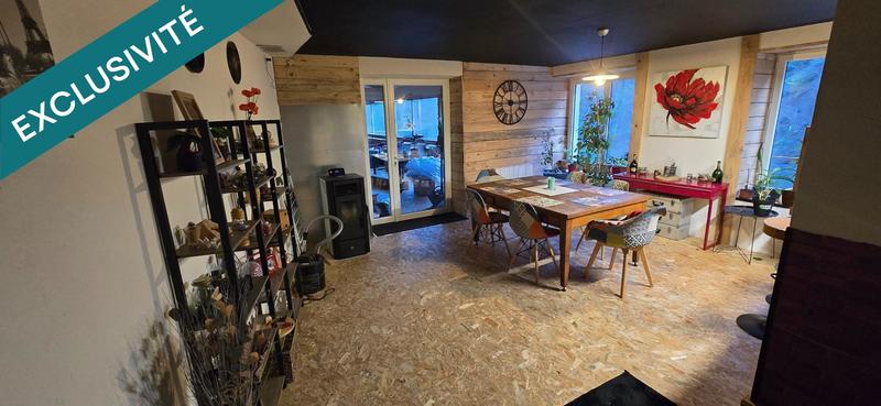 Local commercial - 1 005 m² - 35 pièces