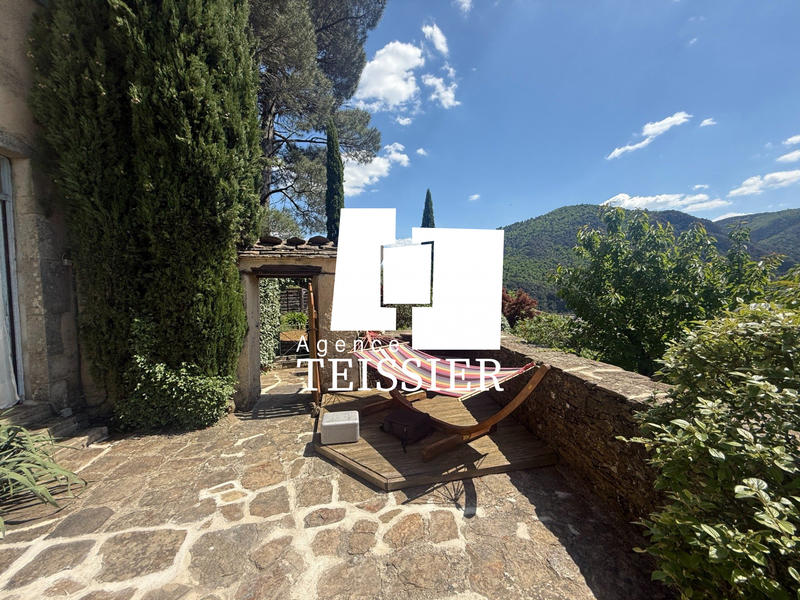 Maison - 115 m² - 4 pièces