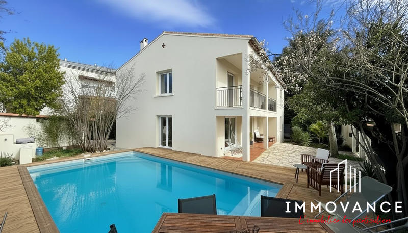 Maison ancienne - 191 m² - 7 pièces