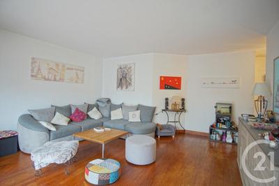 Appartement - 88 m² - 4 pièces