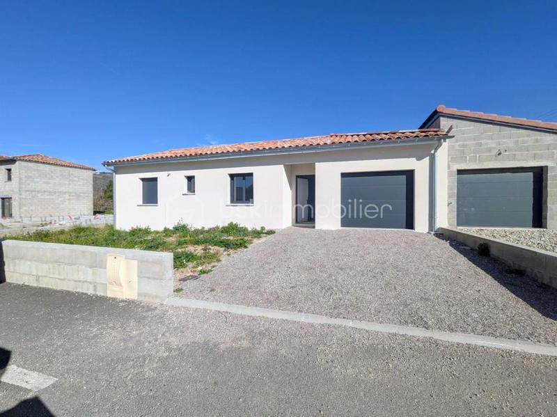 Maison - 98 m² - 4 pièces