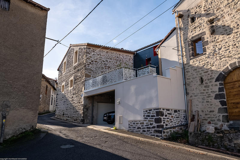 Maison en pierre - 140 m² - 5 pièces
