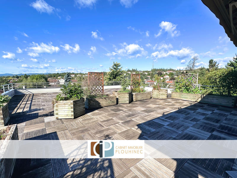 Appartement - 120 m² - 5 pièces