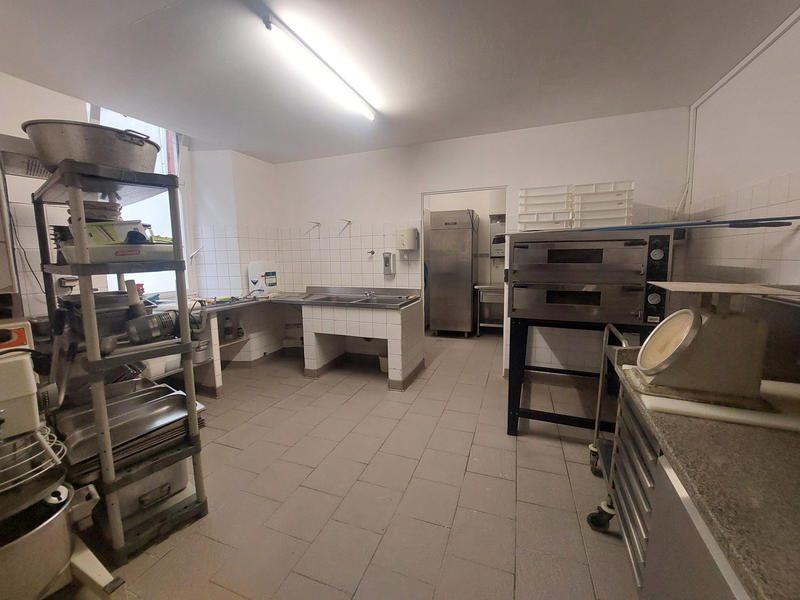 Fonds de commerce - Local commercial - 282 m²