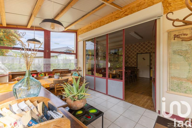 Maison - 257 m² - 8 pièces