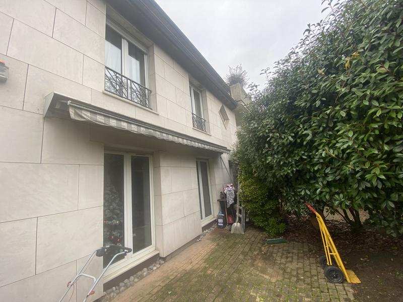 Appartement - 112 m² - 4 pièces