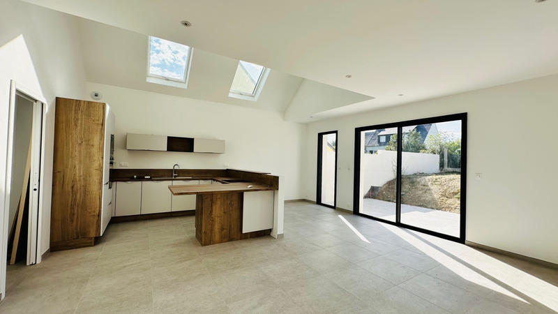 Maison - 103 m² - 4 pièces