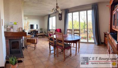 Maison - 80 m² - 5 pièces