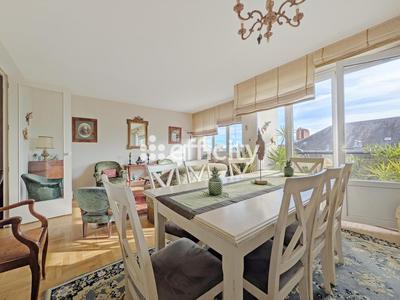 Appartement - 82 m² - 3 pièces