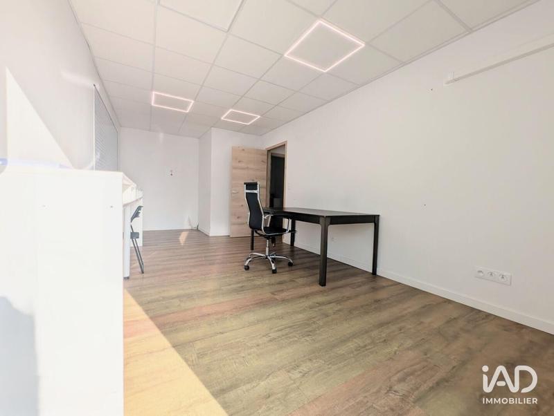 Bureau - 78 m²