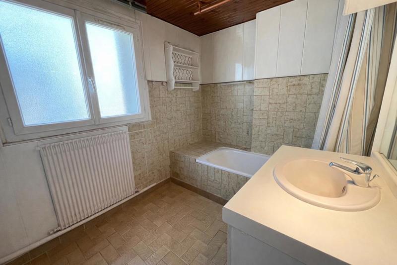 Maison - 142 m² - 7 pièces