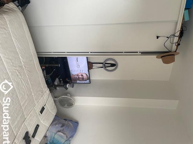 Chambre - 9 m² - 1 pièce